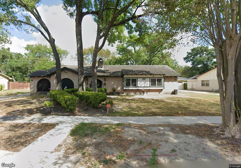 6210 Lonesome Bayou Ln, Houston, TX 77088 - photo 1