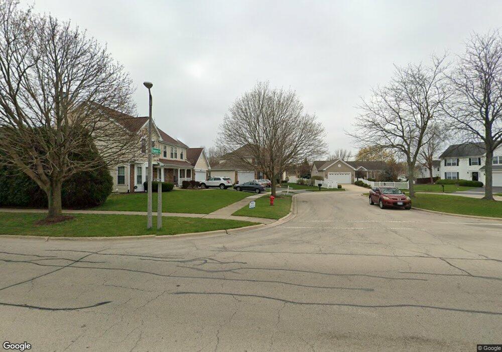 1920 W Downer Place, Aurora, IL 60506 - photo 1