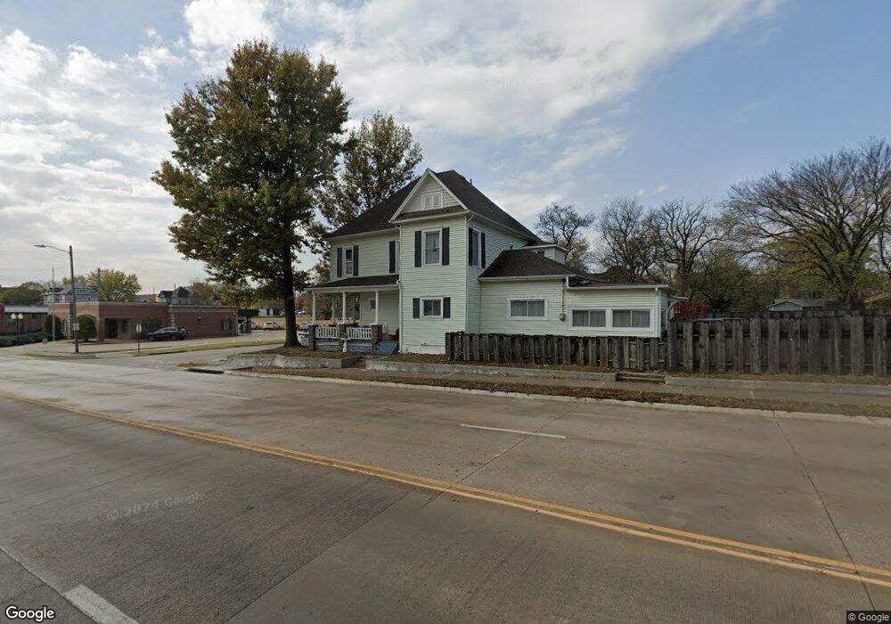 1601 Clark Ave, Parsons, KS 67357 - photo 1