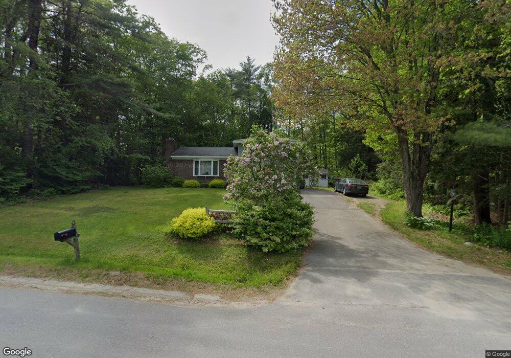 90 Woodridge Dr, Manchester, ME 04351 - photo 1