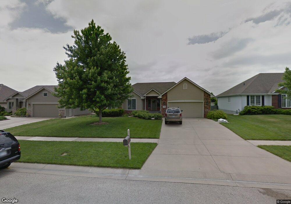 7709 SW 27th St, Topeka, KS 66614 - photo 1