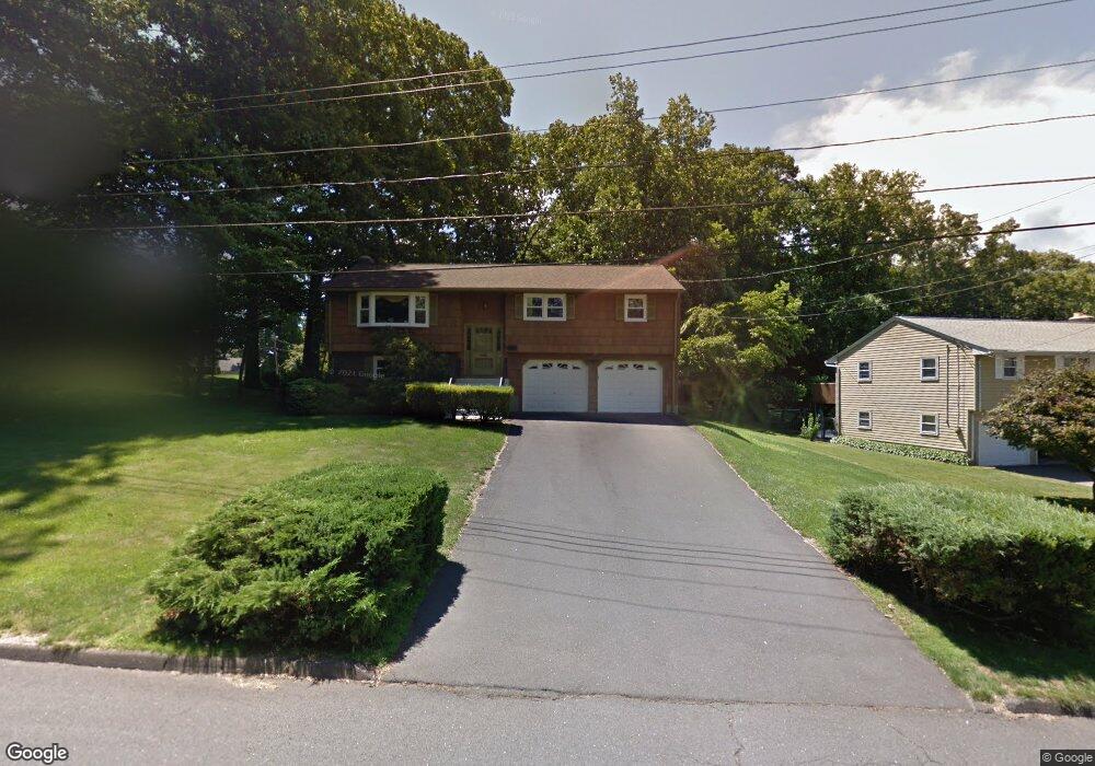 211 Eagle Dr, Newington, CT 06111 - photo 1