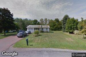 8 Drumcliffe Dr, Warren, PA 16365