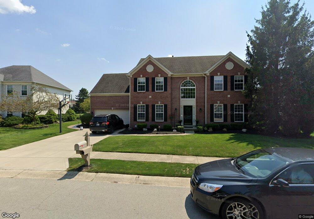 10132 Parkshore Dr, Fishers, IN 46038 - photo 1