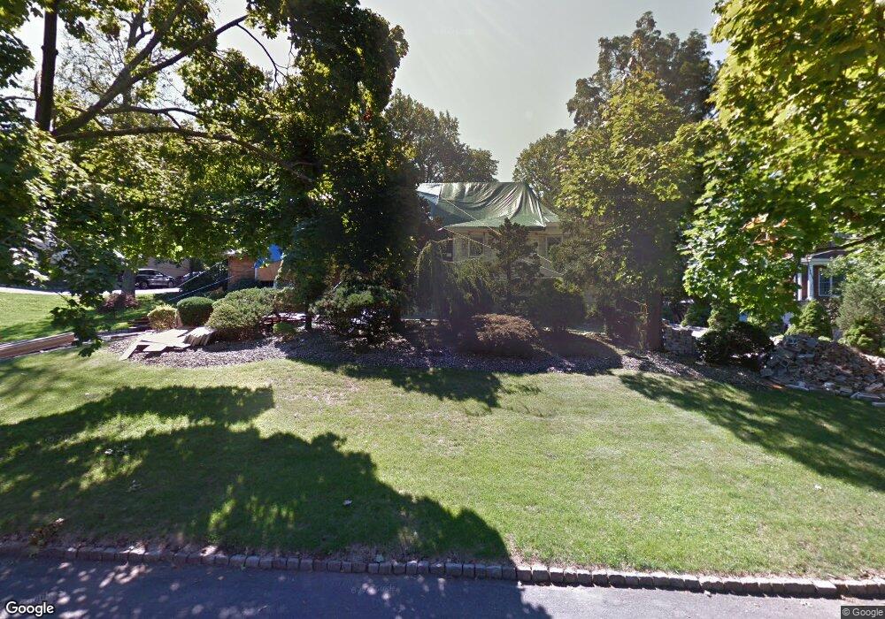 58 Winthrop Rd, Short Hills, NJ 07078 - photo 1