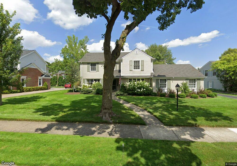 320 N Williamsbury Rd, Bloomfield Hills, MI 48301 - photo 1
