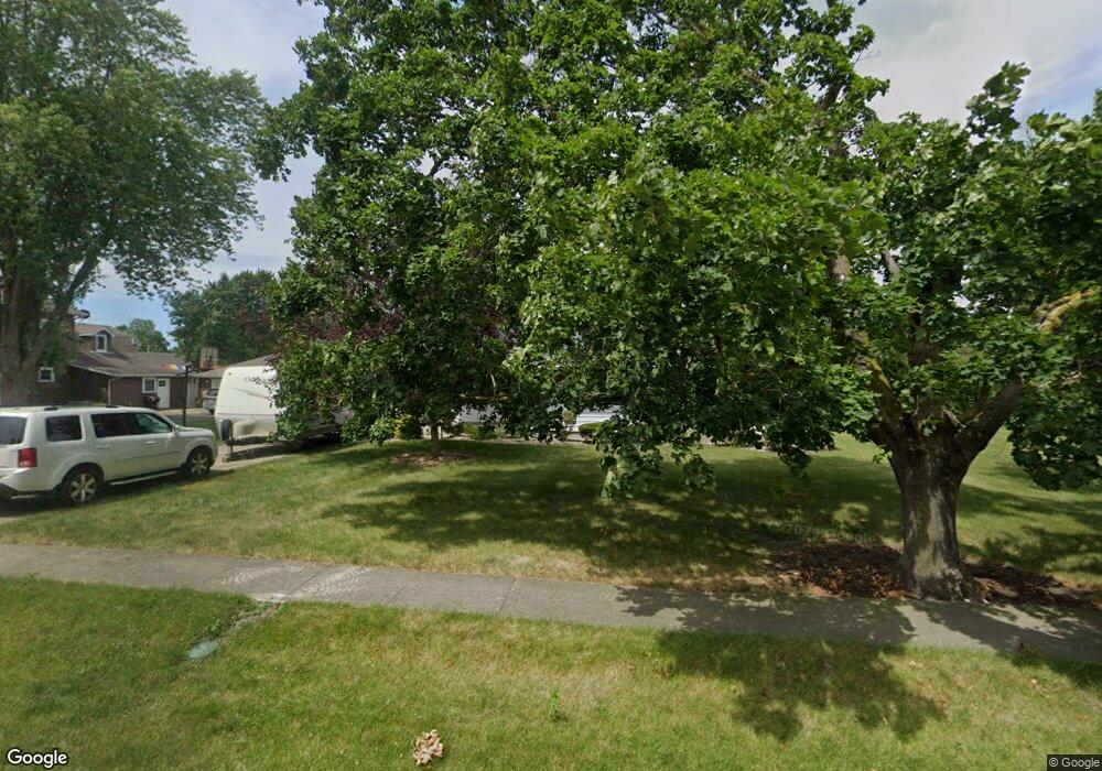 309 N 2nd St, Danforth, IL 60930 - photo 1