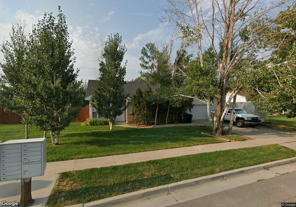 303 Ridgecrest Dr, Hyrum, UT 84319 - photo 1