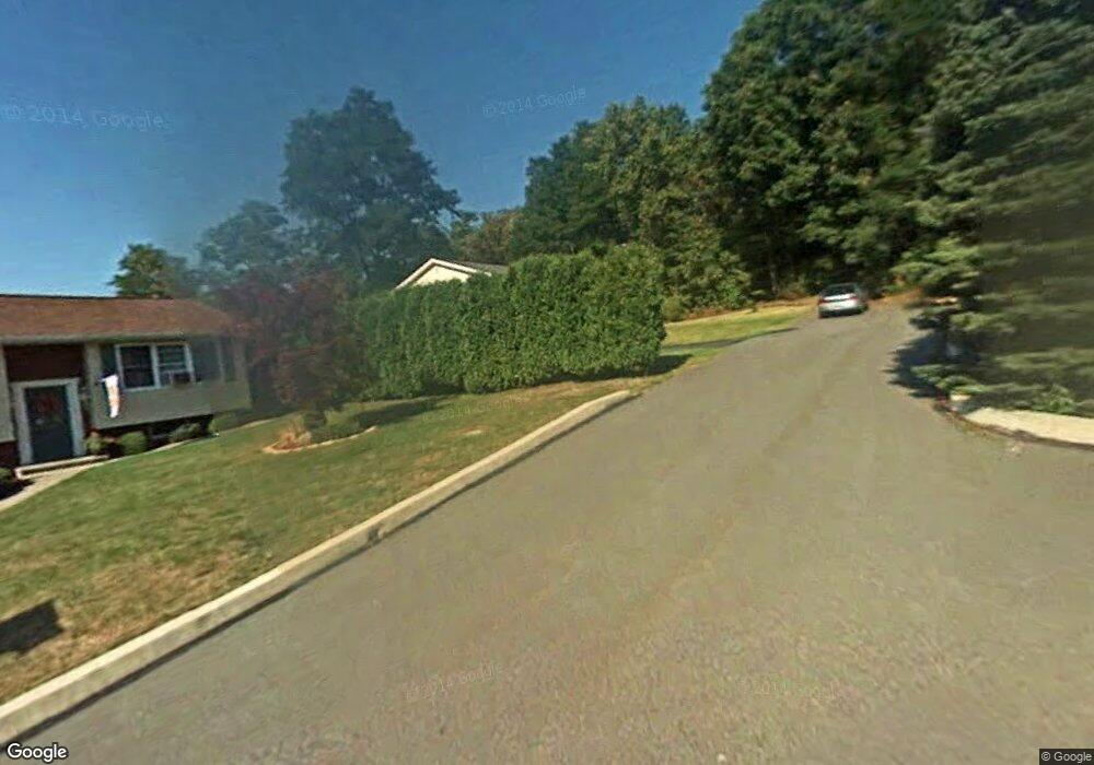 110 Lisa Dr, Archbald, PA 18403 - photo 1