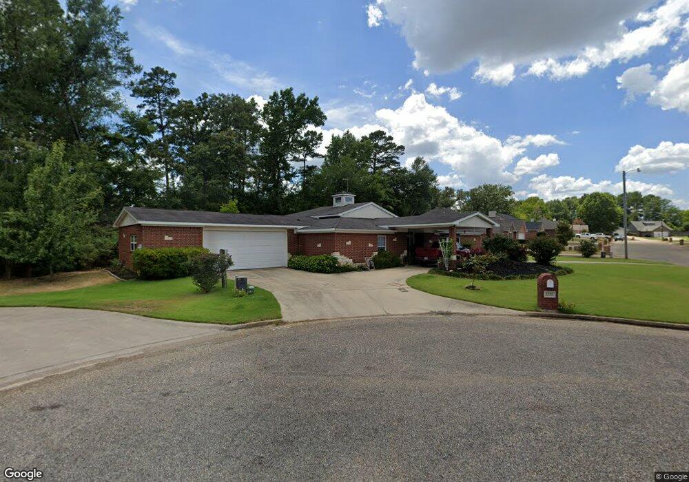 1220 Hummingbird Cir, Longview, TX 75601 - photo 1