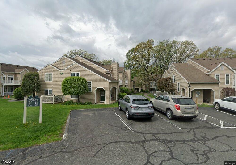 611 Hampton Place Blvd, Troy, NY 12180 - photo 1