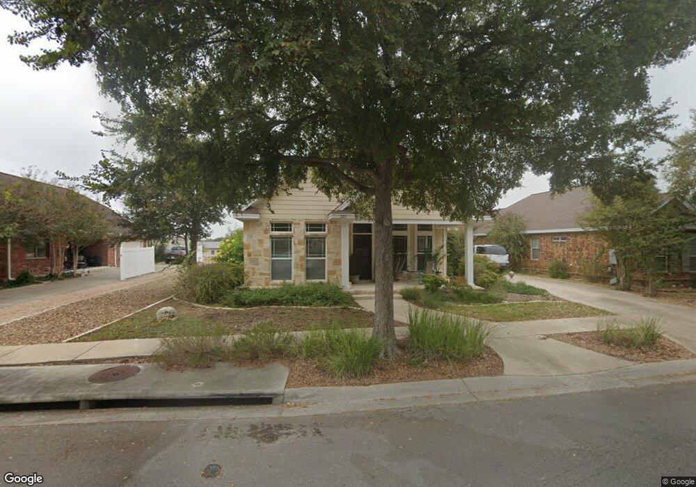 2215 Gruene Lake Dr, New Braunfels, TX 78130 - photo 1