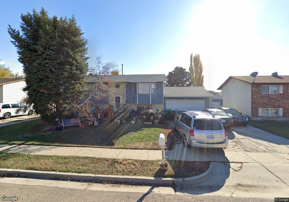 443 W 2300 S, Clearfield, UT 84015 - photo 1