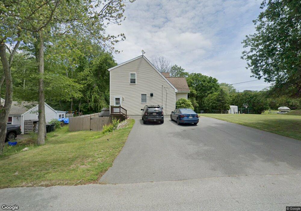 12 Elswick St, North Dartmouth, MA 02747 - photo 1