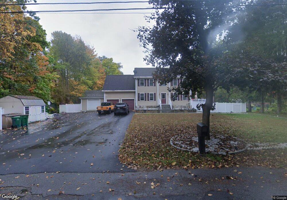 32 Minneapolis Ave, Fitchburg, MA 01420 - photo 1