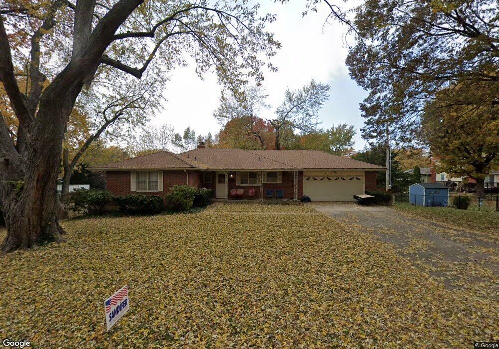 5302 Lucille Ln, Shawnee, KS 66203 - photo 1