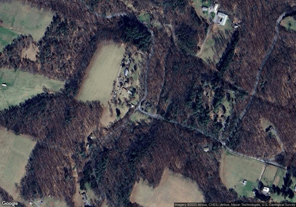 639 Duckwall Rd, Berkeley Springs, WV 25411 - photo 1