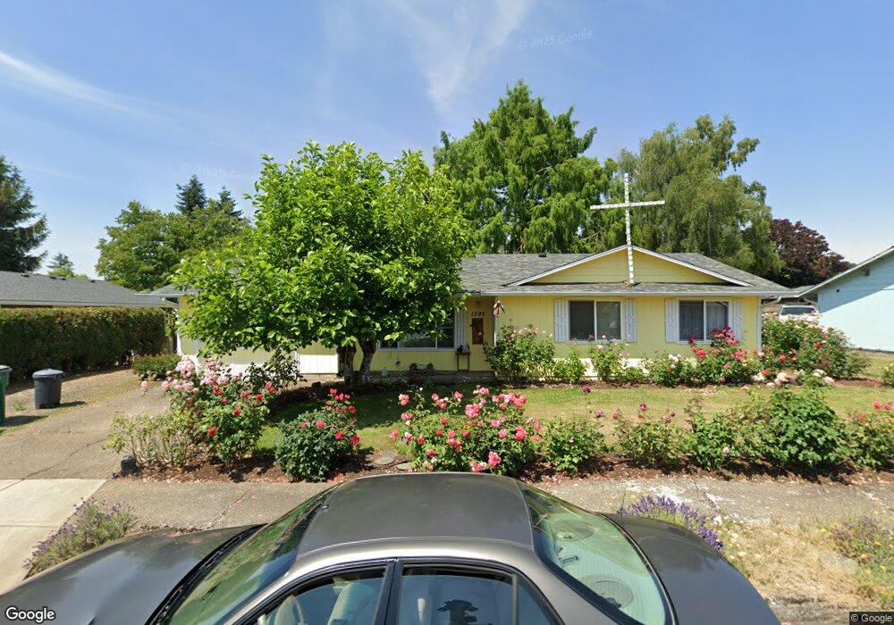1392 SW Myrtle St, Dundee, OR 97115 - photo 1