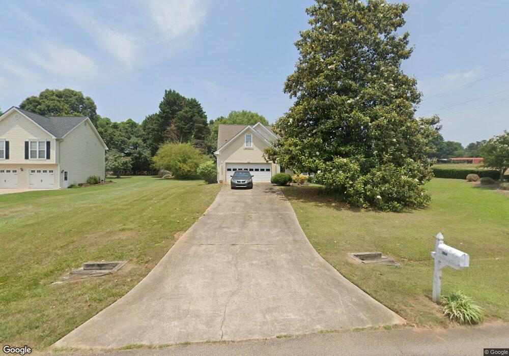 6102 Jamestown Dr, Flowery Branch, GA 30542 - photo 1