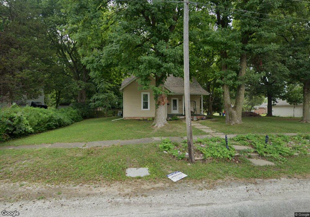 122 N Morgan St, Virginia, IL 62691 - photo 1