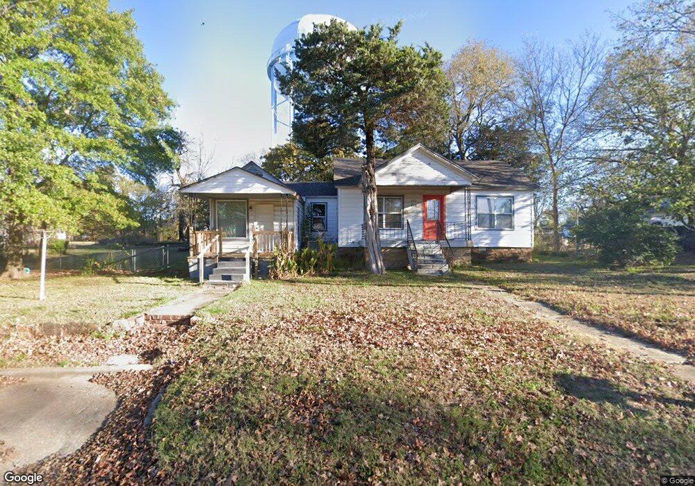 215 W Ottawa Ave, McAlester, OK 74501 - photo 1