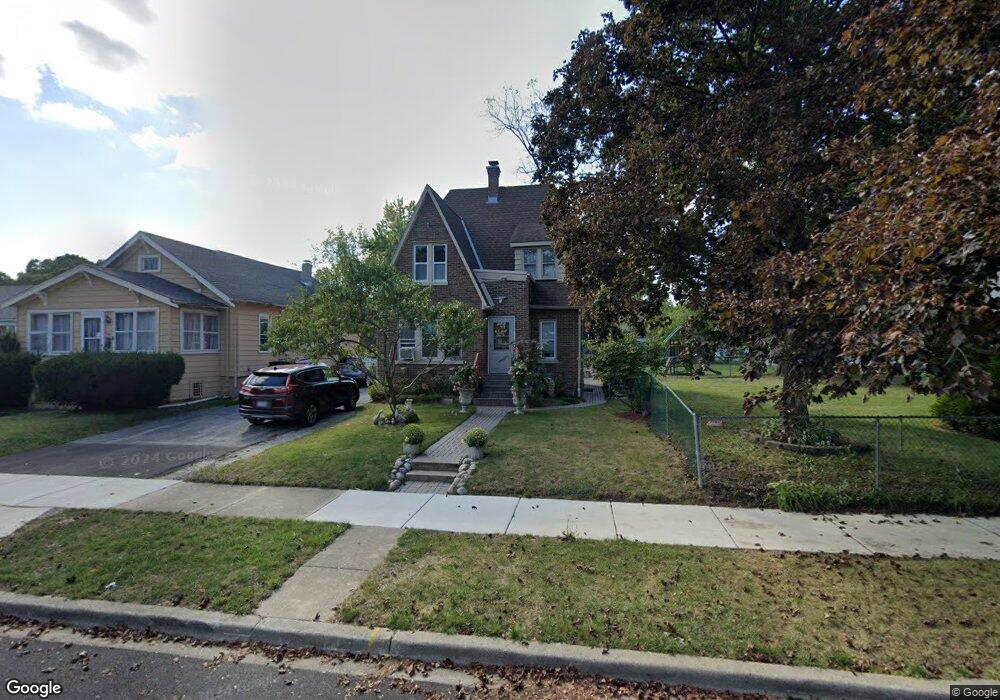 542 Judge Ave, Waukegan, IL 60085 - photo 1