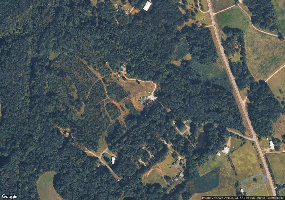 493 Cedar Creek Cir, Hartwell, GA 30643 - photo 1