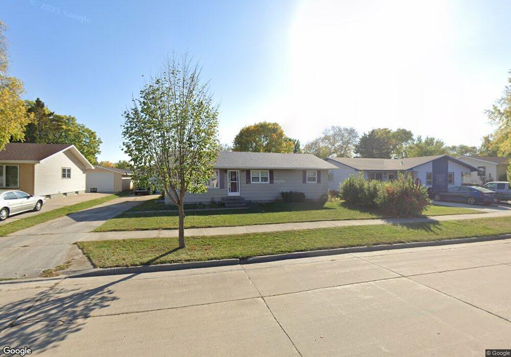 2210 Fallcreek Ct, Grand Forks, ND 58201 - photo 1