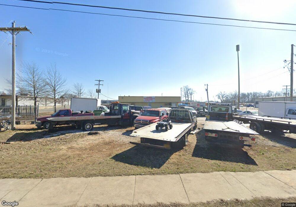 2813 S 1st St, Rogers, AR 72758 - photo 1