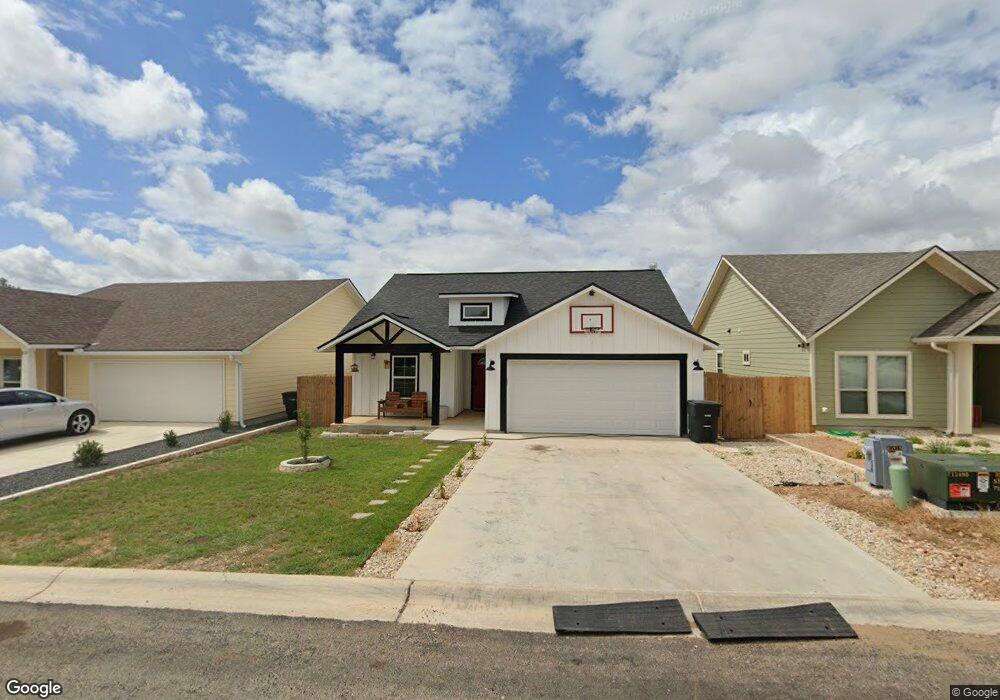 105 Feather Way, Fredericksburg, TX 78624 - photo 1