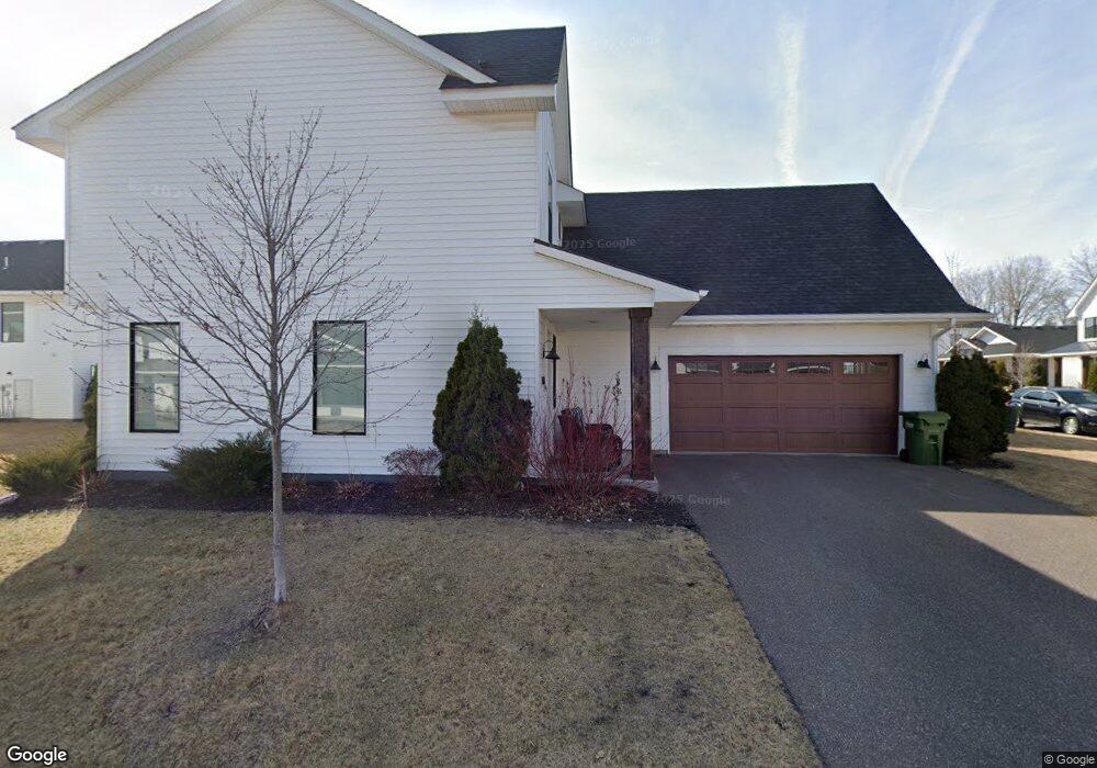8657 Deerwood Ln N, Maple Grove, MN 55369 - photo 1