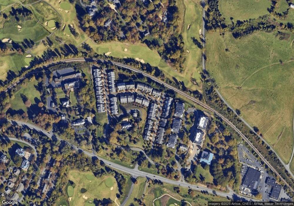 650 Eight Woods Ln unit 27, Charlottesville, VA 22903 - photo 1