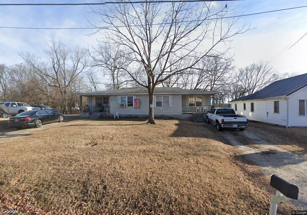 909 Raleigh St unit 911, Oxford, NC 27565 - photo 1