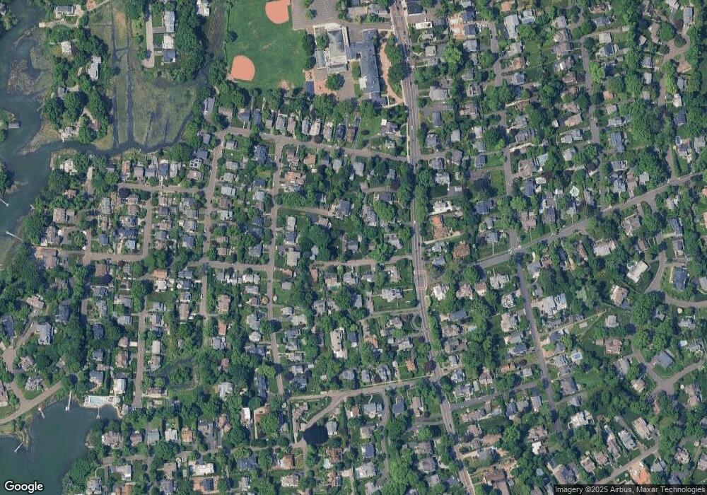 3 Willow Ln unit 2, Old Greenwich, CT 06870 - photo 1