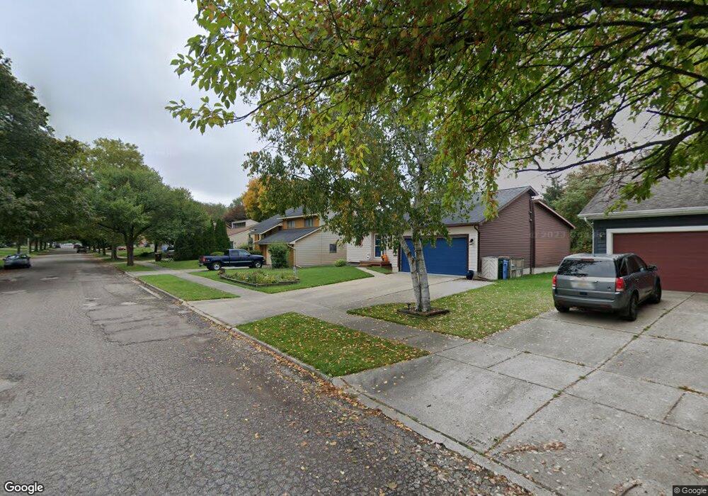 225 E Jolly Rd, Lansing, MI 48910 - photo 1