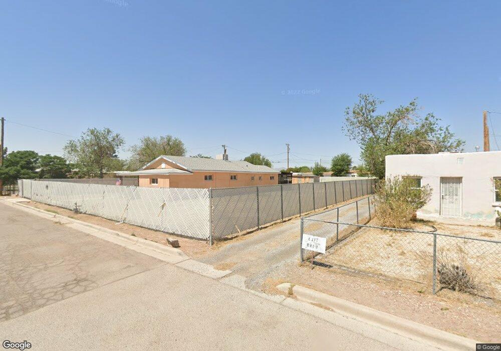 437 Grace Place unit 4, El Paso, TX 79915 - photo 1