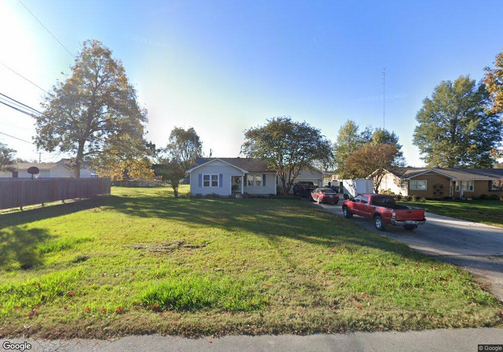607 W 18th St, Stuttgart, AR 72160 - photo 1