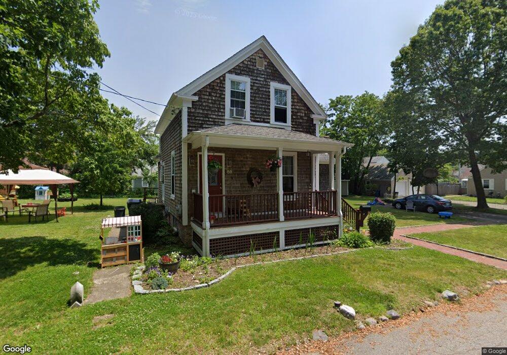 76 Grove Ave, Cranston, RI 02910 - photo 1
