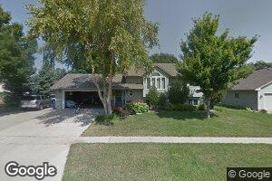 208 W Chicory Dr, Brandon, SD 57005