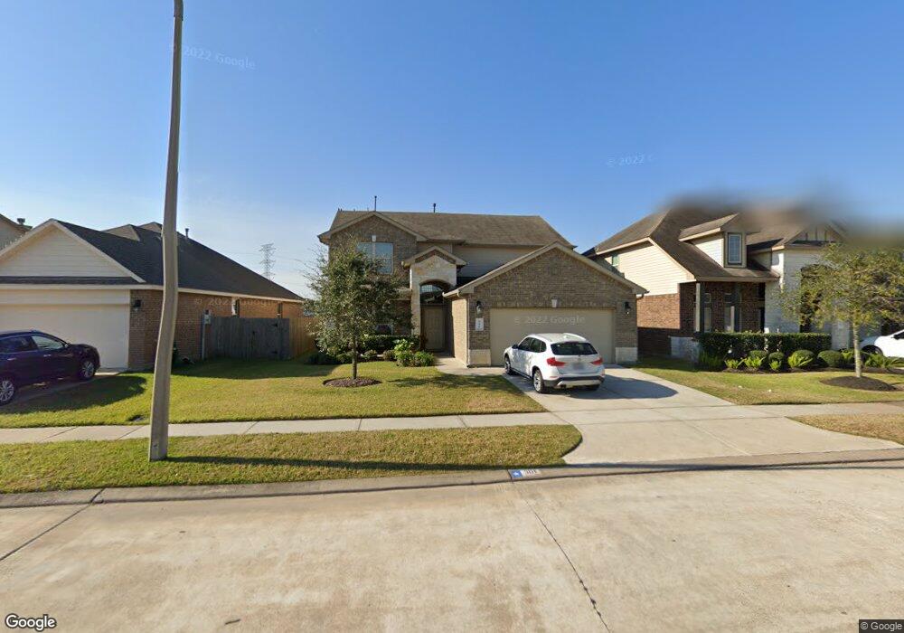 301 Kendall Crest Dr, Alvin, TX 77511 - photo 1