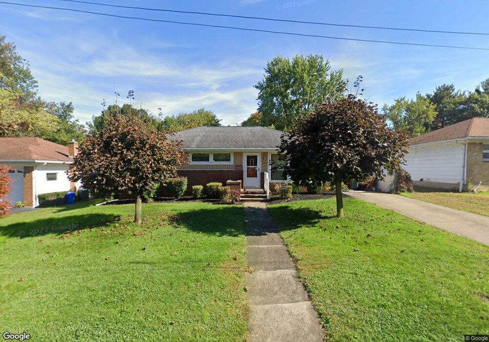 606 Spruce St, Dupont, PA 18641 - photo 1