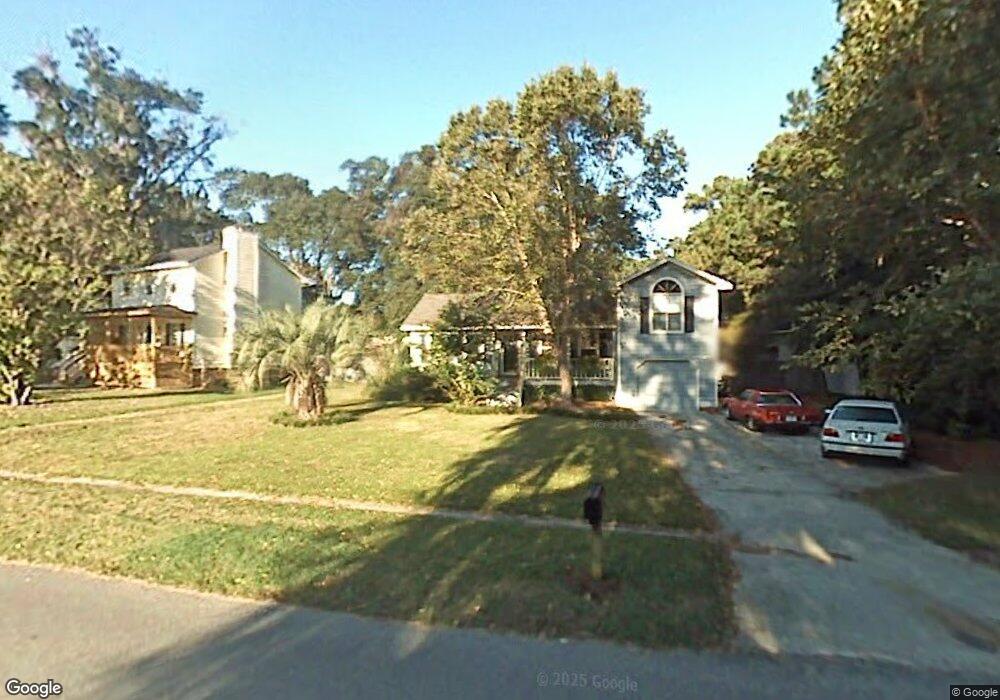 556 Oemler Loop, Savannah, GA 31410 - photo 1