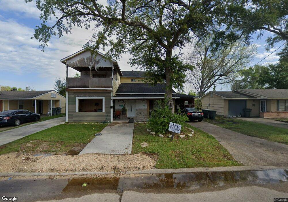 1213 Clover Dr, Lake Charles, LA 70607 - photo 1