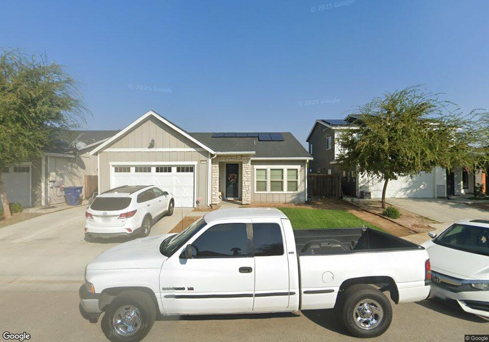 6966 E Ramona Way, Fresno, CA 93727 - photo 1