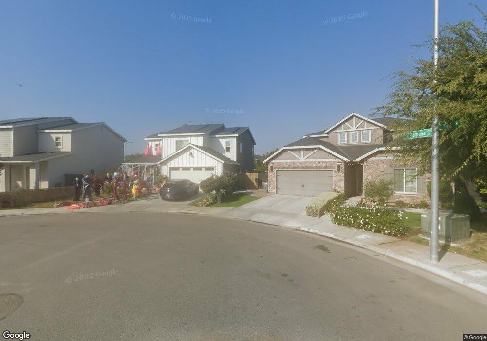 3485 N Mckelvey Ave, Fresno, CA 93727 - photo 1