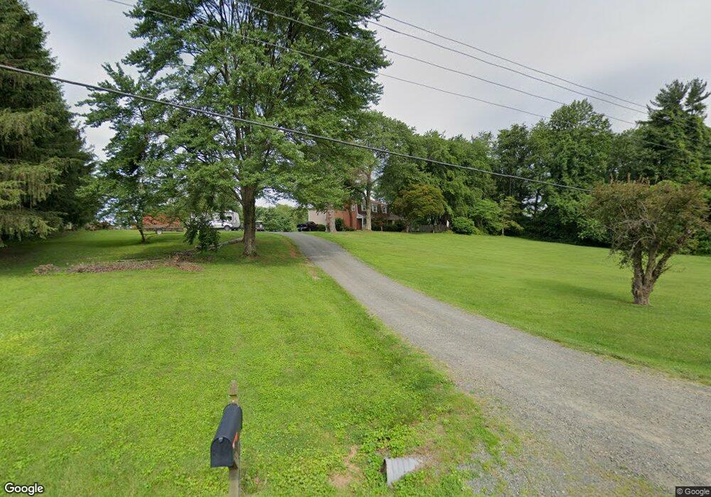 10702 Lewis Ct, Manassas, VA 20111 - photo 1