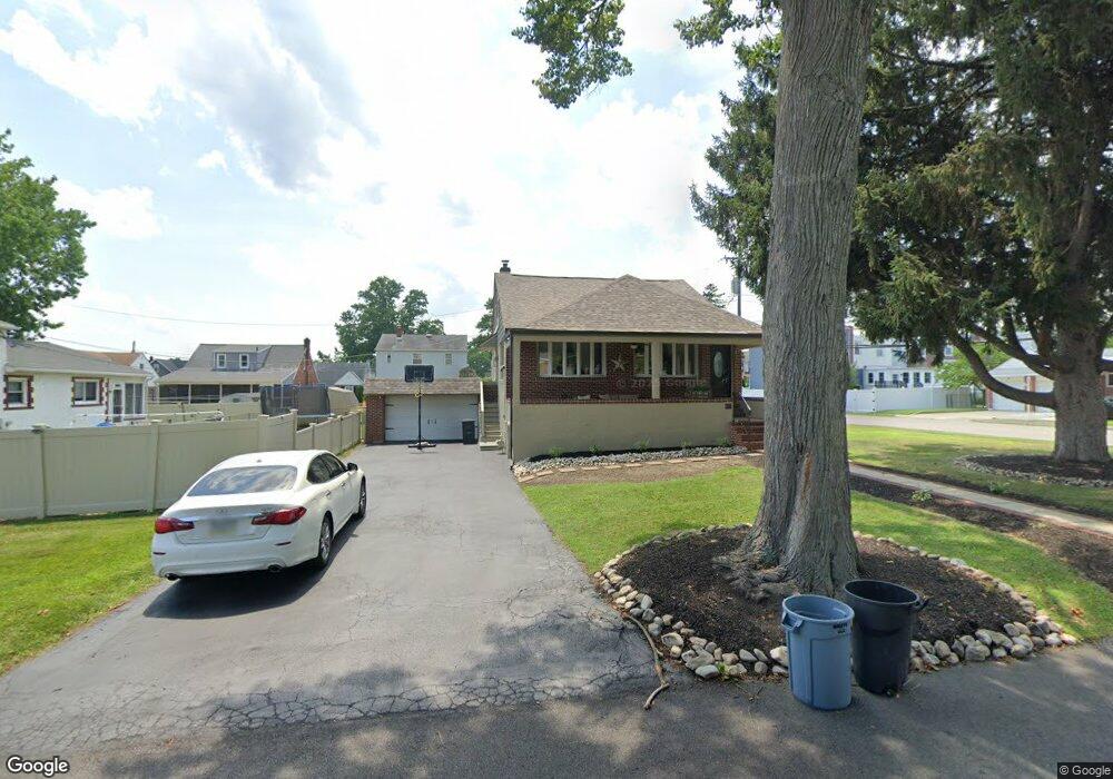 337 Springfield Ave, Folsom, PA 19033 - photo 1