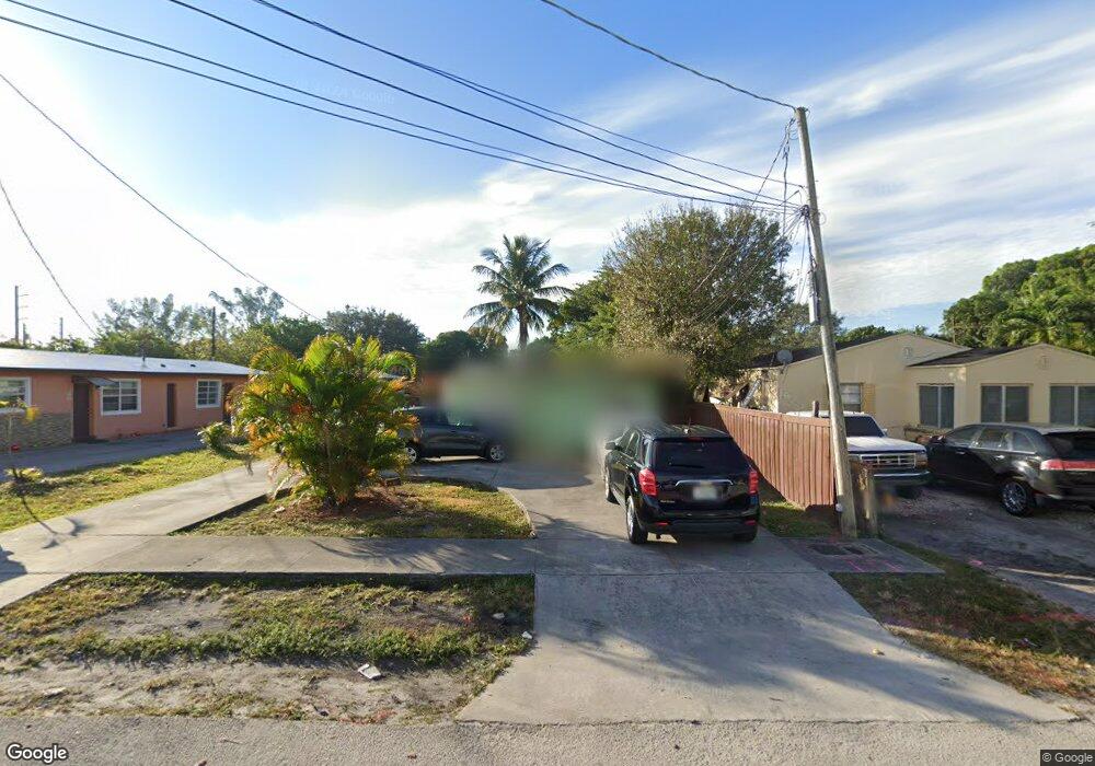 1916 NW 28th St, Oakland Park, FL 33311 - photo 1