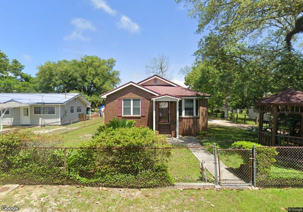 239 Sycamore St, Bay Saint Louis, MS 39520 - photo 1
