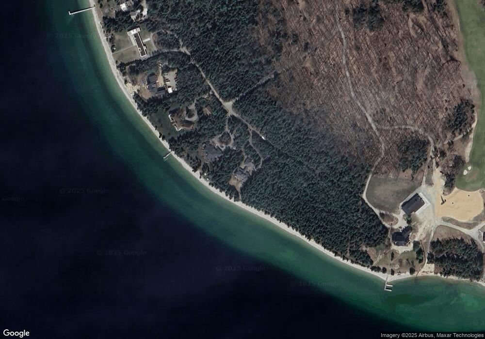 6551 Woods Creek Dr, Charlevoix, MI 49720 - photo 1